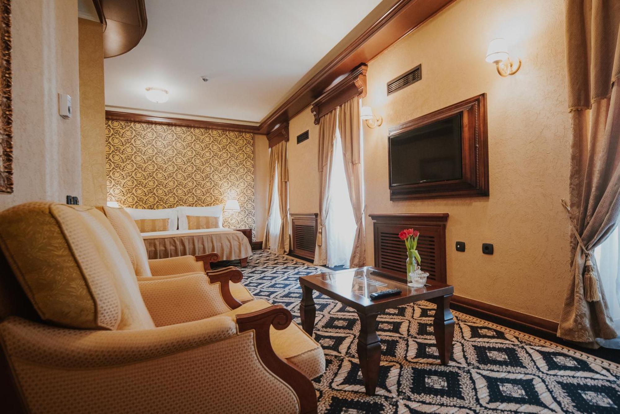 Historic Boutique Hotel Cattaro Экстерьер фото