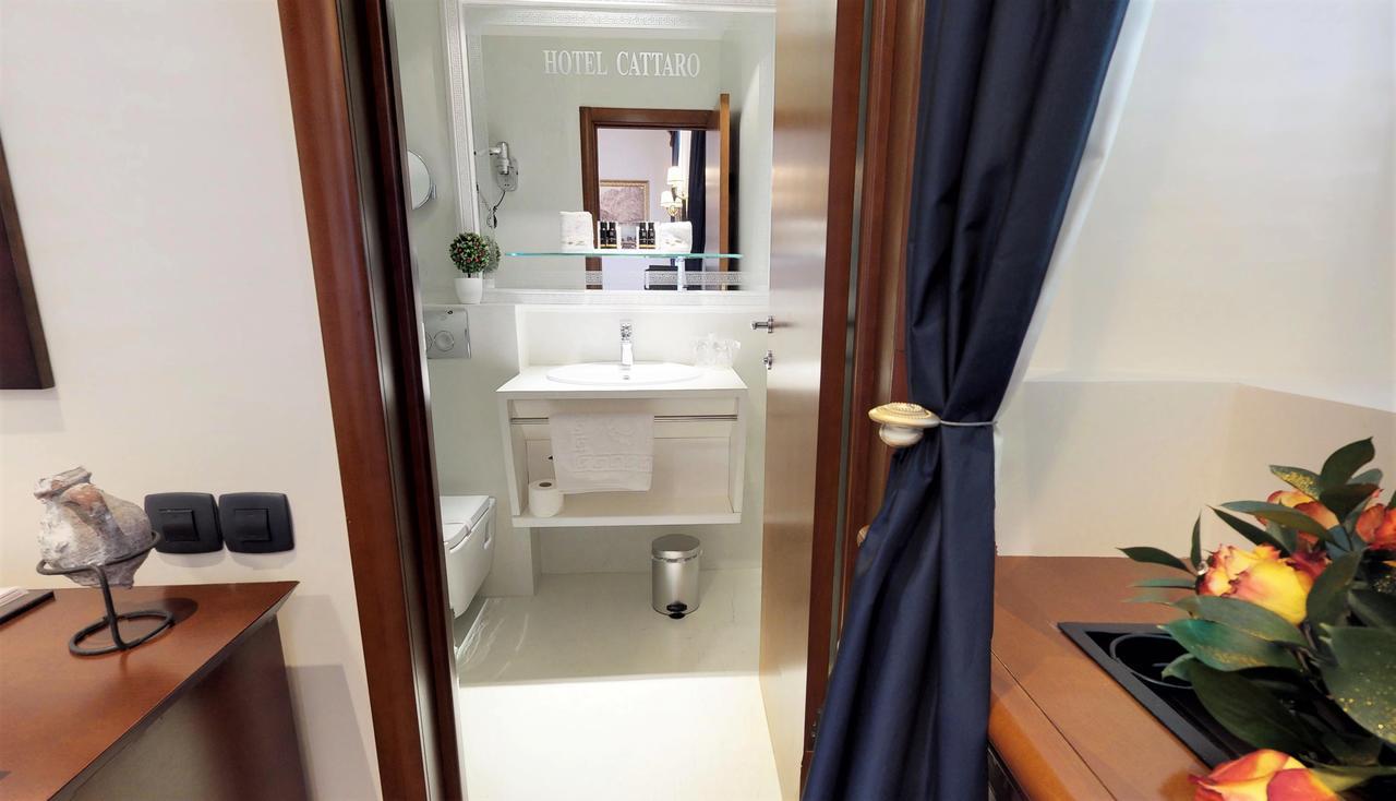Historic Boutique Hotel Cattaro Экстерьер фото